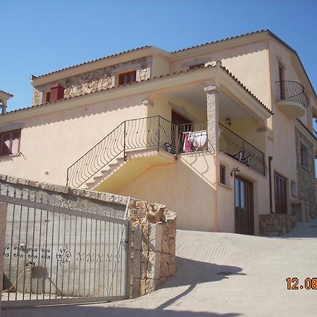 Dimora San Pietro Apartment Budoni Luaran gambar